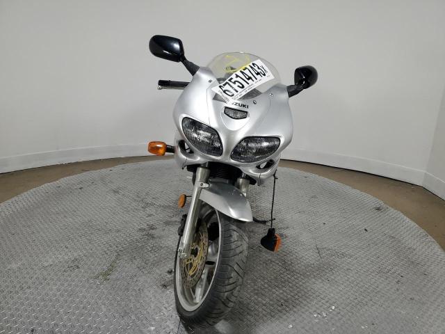 JS1VP52A522101587 - 2002 SUZUKI SV650 S SILVER photo 2