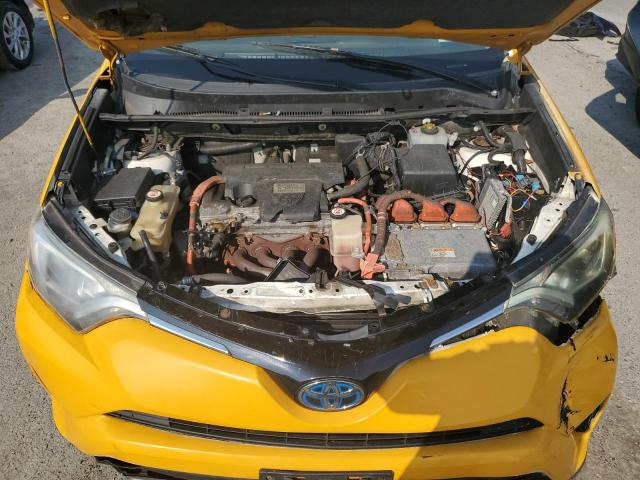 JTMRJREVXJD192941 - 2018 TOYOTA RAV4 HV LE Jaune photo 11