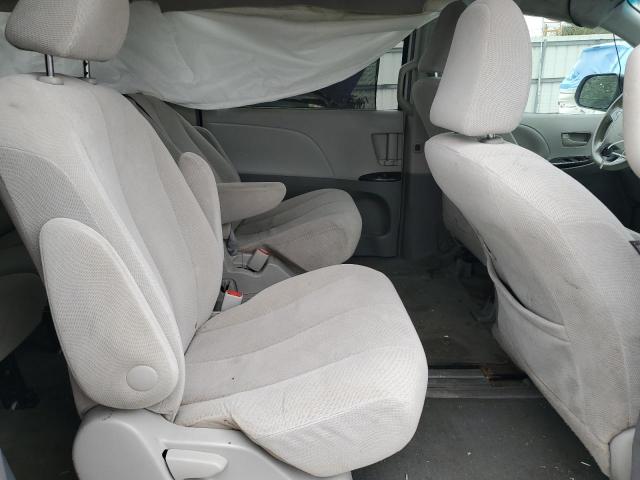 5TDKK3DC0DS393753 - 2013 TOYOTA SIENNA LE 白色 照片 11