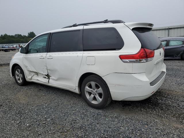 5TDKK3DC0DS393753 - 2013 TOYOTA SIENNA LE 白色 照片 2