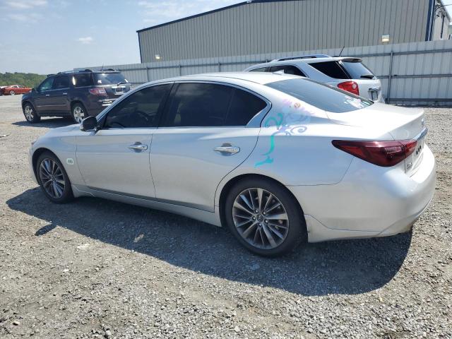 JN1EV7AR7JM439917 - 2018 INFINITI Q50 LUXE SILVER photo 2