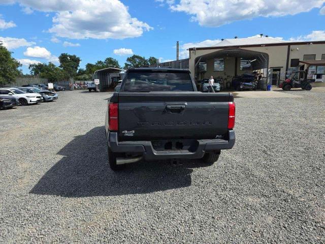 3TMLB5JN9RM080505 - 2024 TOYOTA TACOMA DOUBLE CAB GRAY photo 6