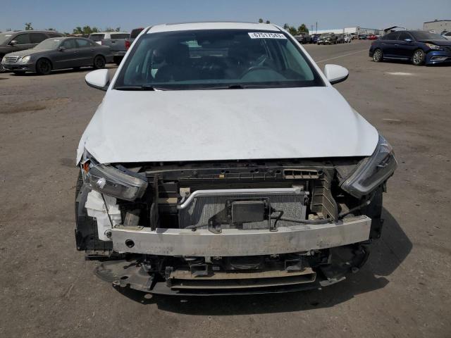 KMHC05LH3KU047574 - 2019 HYUNDAI IONIQ LIMITED WHITE photo 5