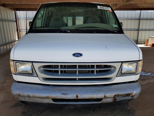 1FTRE14W81HB61566 - 2001 FORD ECONOLINE E150 VAN WHITE photo 5