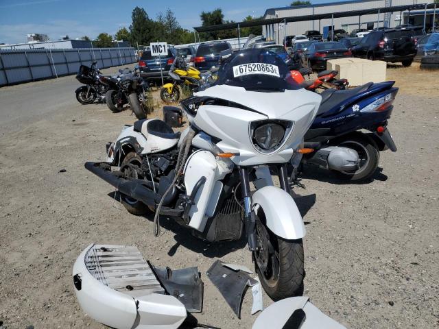 5VPDB36N0F3046100 - 2015 VICTORY MOTORCYCLES CROSS COUN Blanc photo 1