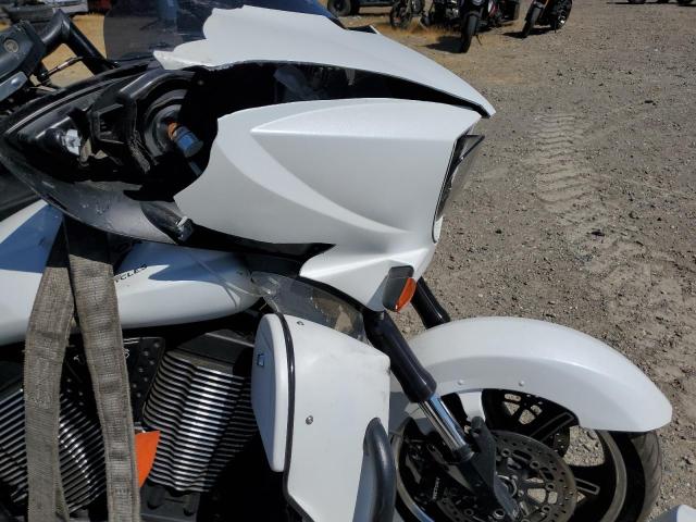5VPDB36N0F3046100 - 2015 VICTORY MOTORCYCLES CROSS COUN Blanc photo 5
