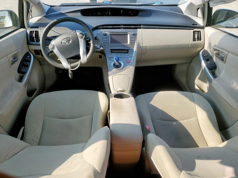 JTDKN3DU2D5548373 - 2013 TOYOTA PRIUS WHITE photo 8