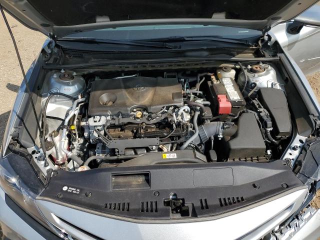 4T1T11BK3MU029128 - 2021 TOYOTA CAMRY SE SILVER photo 11