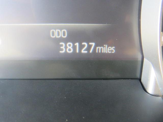 5TDGZRBH0NS201574 - 2022 TOYOTA HIGHLANDER XLE Gümüş foto 8