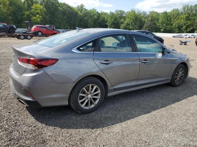 5NPE24AFXJH704558 - 2018 HYUNDAI SONATA SE GRAY photo 3