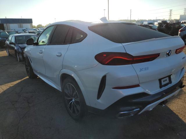 5UXCY6C09M9E45232 - 2021 BMW X6 XDRIVE40I WHITE photo 2