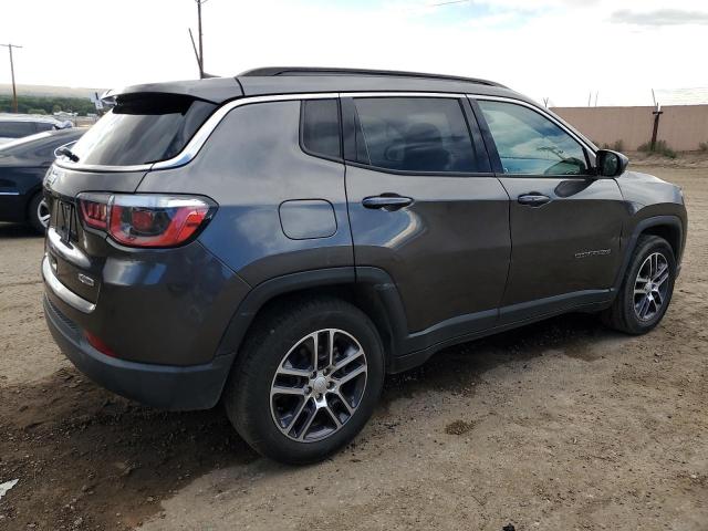 3C4NJCBB1KT658449 - 2019 JEEP COMPASS LATITUDE ნაცრისფერი ფოტო 3