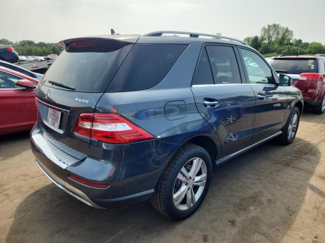 4JGDA5HB2CA052709 - 2012 MERCEDES-BENZ ML 350 4MATIC BLUE photo 3