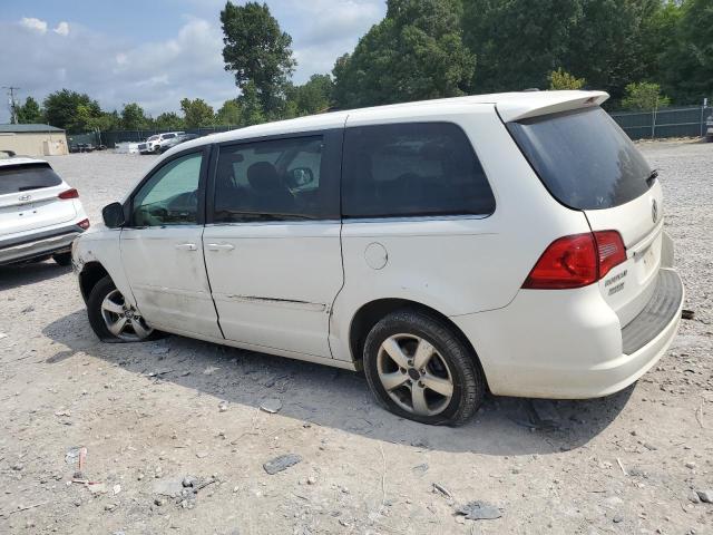 2V4RW3D10AR209360 - 2010 VOLKSWAGEN ROUTAN SE WHITE photo 2