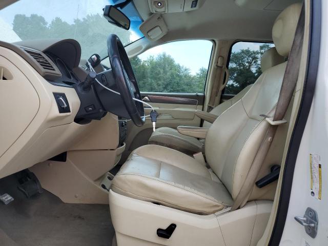 2V4RW3D10AR209360 - 2010 VOLKSWAGEN ROUTAN SE WHITE photo 7