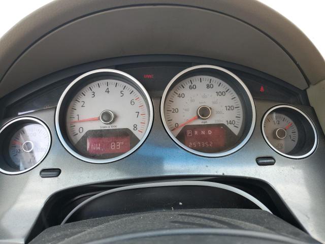 2V4RW3D10AR209360 - 2010 VOLKSWAGEN ROUTAN SE WHITE photo 9