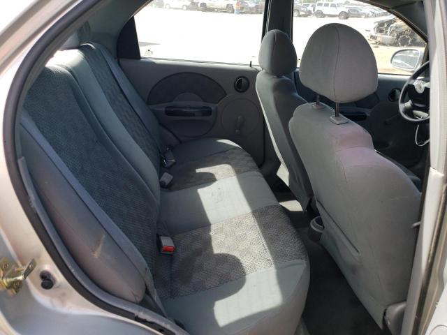 KL1TD52615B285570 - 2005 CHEVROLET AVEO BASE SILVER photo 10
