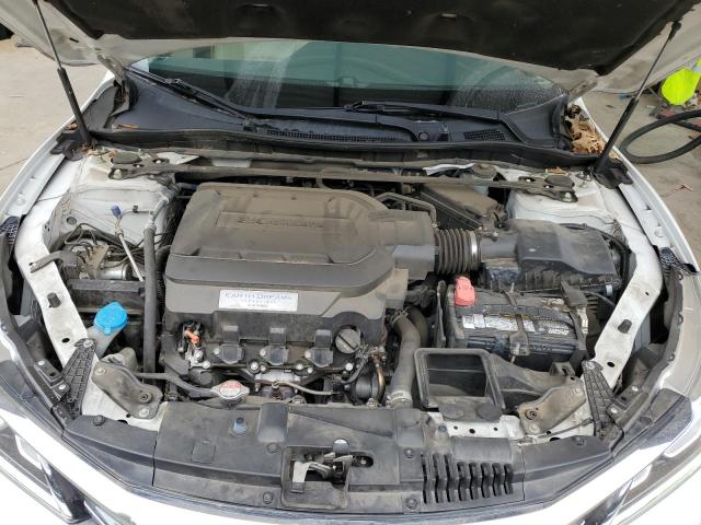 1HGCR3F86GA006750 - 2016 HONDA ACCORD EXL WHITE photo 11
