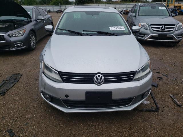 3VWLX7AJ9BM333917 - 2011 VOLKSWAGEN JETTA SEL SILVER photo 5