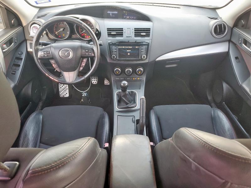 JM1BL1L30D1750820 - 2013 MAZDA SPEED 3 WHITE photo 8