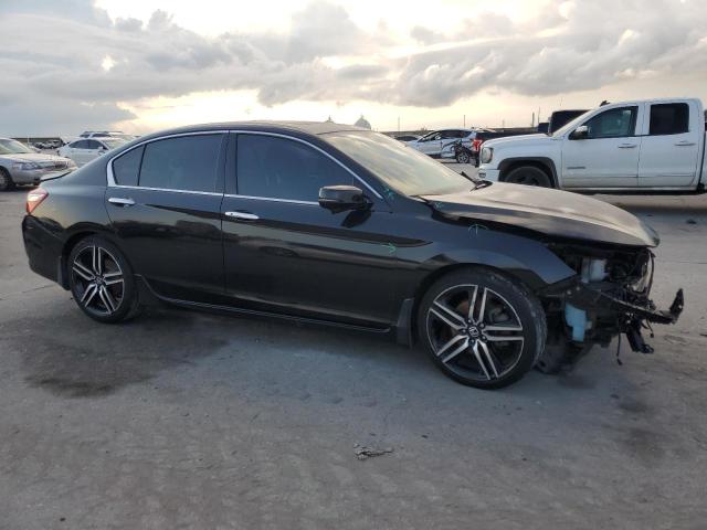 1HGCR3F99HA025769 - 2017 HONDA ACCORD TOURING BLACK photo 4