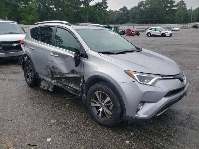 2T3WFREV6GW245585 - 2016 TOYOTA RAV4 XLE SILVER photo 4