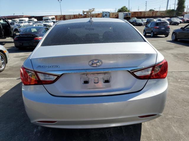 5NPEB4ACXBH001811 - 2011 HYUNDAI SONATA GLS SILVER photo 6