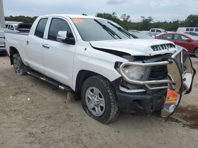 5TFRM5F15GX095374 - 2016 TOYOTA TUNDRA DOUBLE CAB SR/SR5 WHITE photo 4