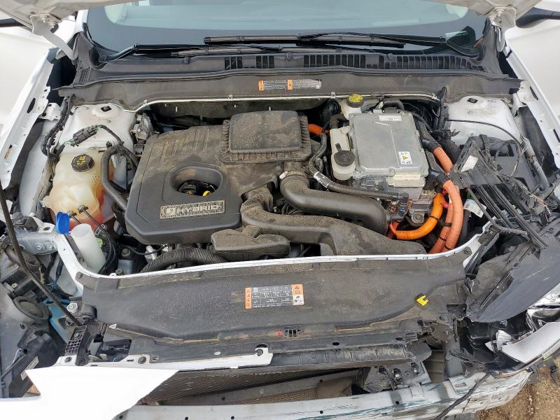 3FA6P0LU0KR137713 - 2019 FORD FUSION SE 白色 照片 11