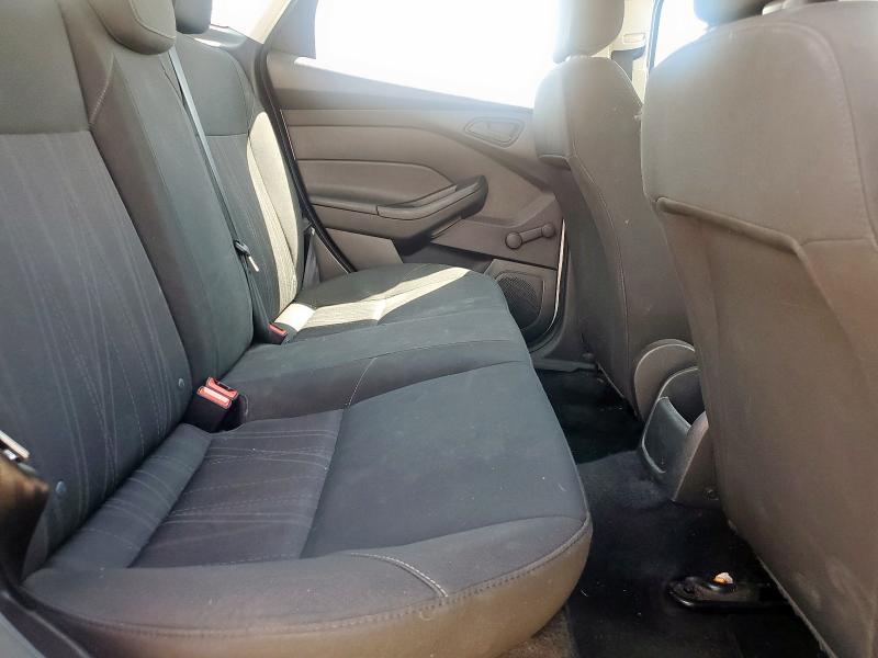 1FADP3E23JL208145 - 2018 FORD FOCUS S 银色 照片 10