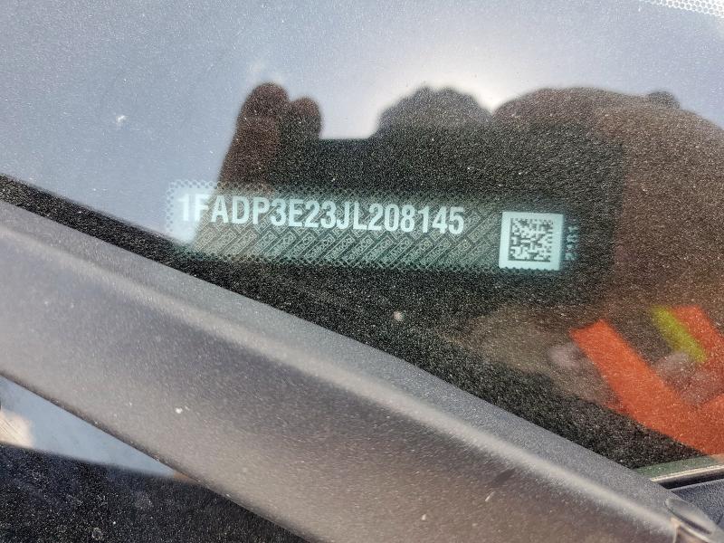 1FADP3E23JL208145 - 2018 FORD FOCUS S 银色 照片 12