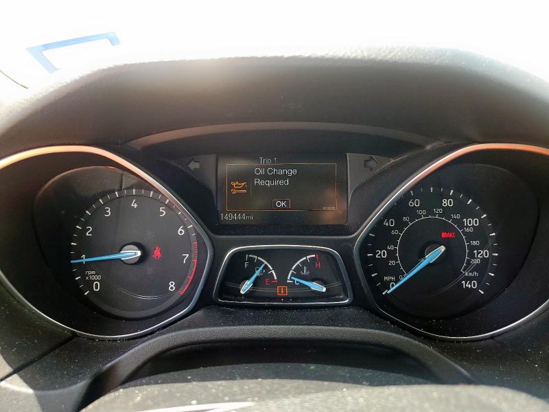 1FADP3E23JL208145 - 2018 FORD FOCUS S 银色 照片 9