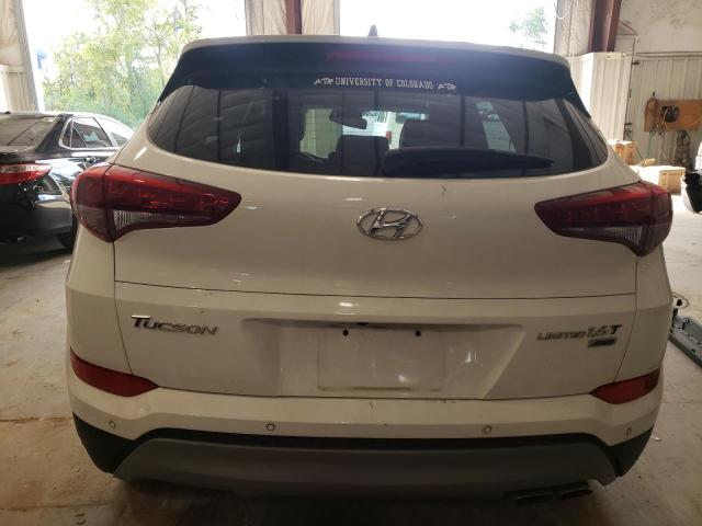 KM8J3CA29JU828180 - 2018 HYUNDAI TUCSON VALUE WHITE photo 6