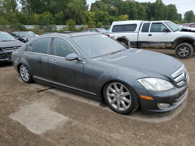 WDDNG86X67A117712 - 2007 MERCEDES-BENZ S 550 4MATIC GRAY photo 4