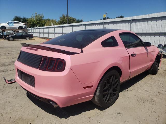 1ZVBP8AMXD5261209 - 2013 FORD MUSTANG PINK photo 3