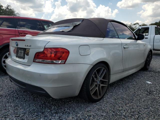 WBAUN7C53DVM27097 - 2013 BMW 135 I WHITE photo 3