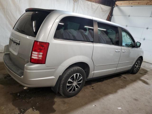 2A4RR4DE9AR152404 - 2010 CHRYSLER TOWN & COU LX SILVER photo 3