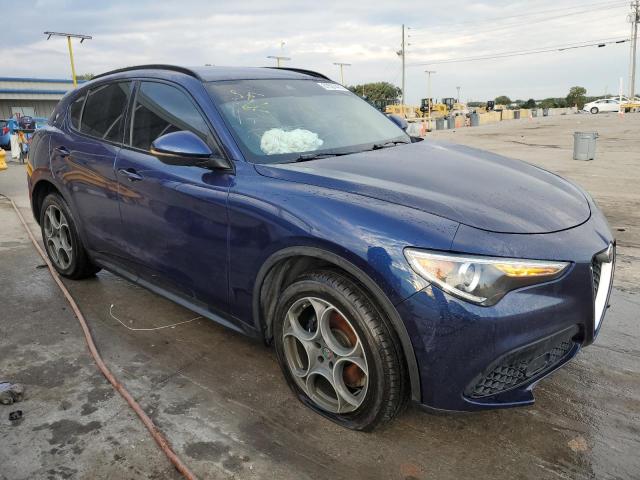 ZASFAKPN0J7B77460 - 2018 ALFA ROMEO STELVIO SPORT ლურჯი ფოტო 4