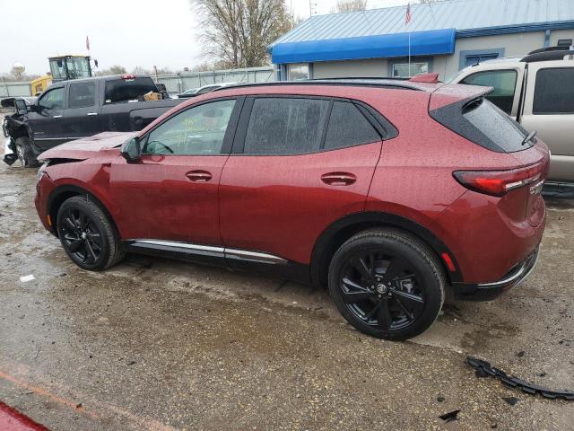 LRBFZPR46PD015490 - 2023 BUICK ENVISION ESSENCE MAROON photo 2