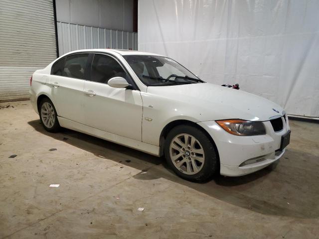 WBAVC93507KX61177 - 2007 BMW 328 XI WHITE photo 4