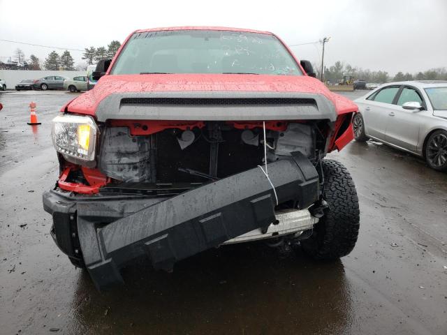 5TFUM5F15FX061587 - 2015 TOYOTA TUNDRA DOUBLE CAB SR/SR5 RED photo 5