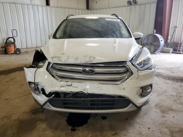 1FMCU0HDXJUD18352 - 2018 FORD ESCAPE SEL WHITE photo 5