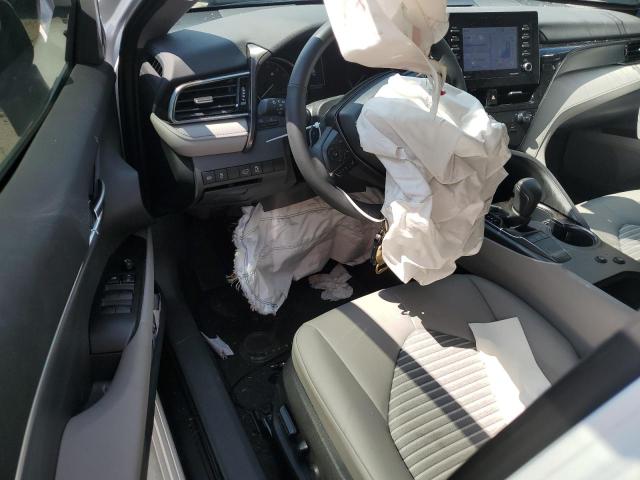 4T1T11AK7RU898419 - 2024 TOYOTA CAMRY SE NIGHT SHADE WHITE photo 8