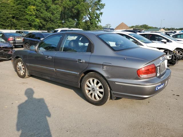 KMHWF35H74A006009 - 2004 HYUNDAI SONATA GLS GRAY photo 2