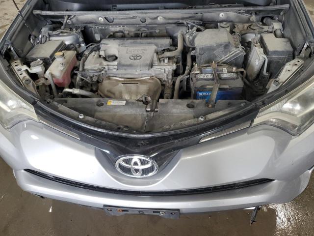 2T3RFREV6GW512009 - 2016 TOYOTA RAV4 XLE SILVER photo 12