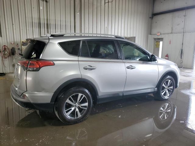 2T3RFREV6GW512009 - 2016 TOYOTA RAV4 XLE SILVER photo 3