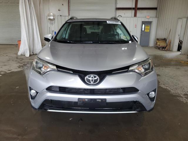 2T3RFREV6GW512009 - 2016 TOYOTA RAV4 XLE SILVER photo 5
