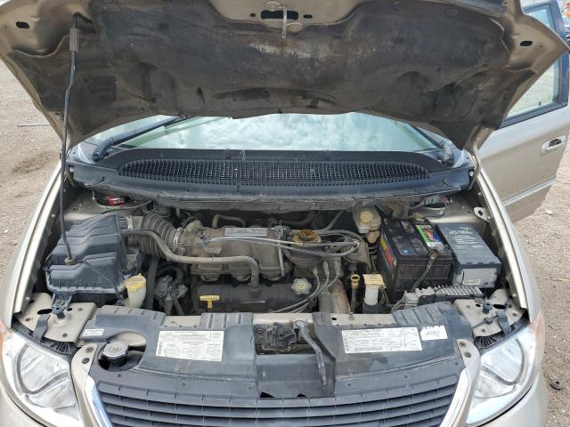 2C8GP64L63R226151 - 2003 CHRYSLER TOWN & COU LIMITED TAN photo 12