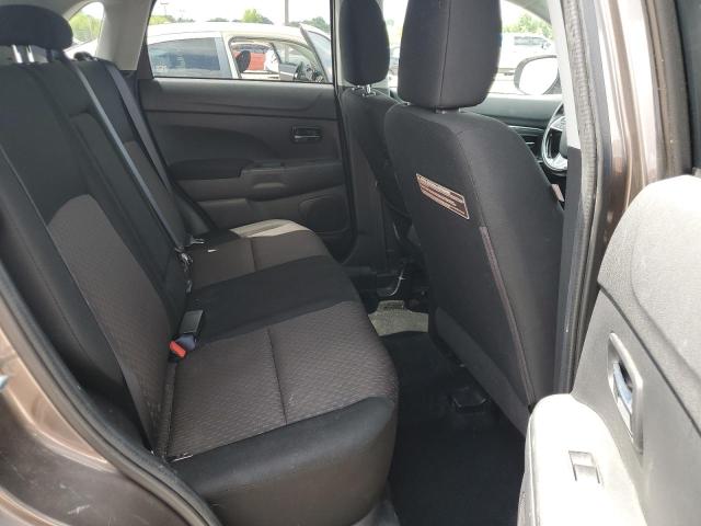 JA4AP3AU8HZ016547 - 2017 MITSUBISHI OUTLANDER ES 棕色 照片 11