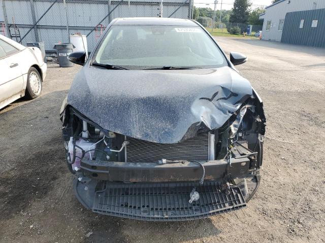 2T1BURHE5KC140037 - 2019 TOYOTA COROLLA L BLUE photo 5